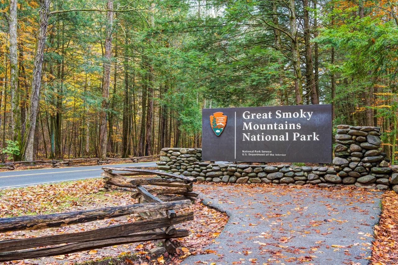 蓋特林堡Mountain Charm别墅 外观 照片